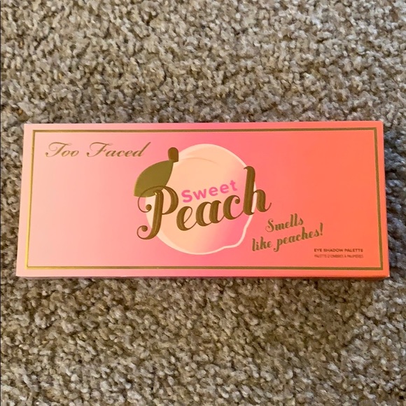 NIB Too Faced Sweet Peach Eye Shadow Palette - Picture 3 of 4